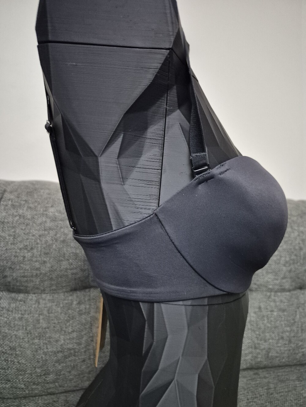 Skims Smoothing Intimates Strapless Bra in color Onyx - Picture 3 of 5
